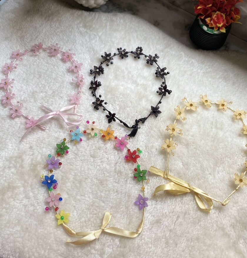 Ribbon Hijab Crown