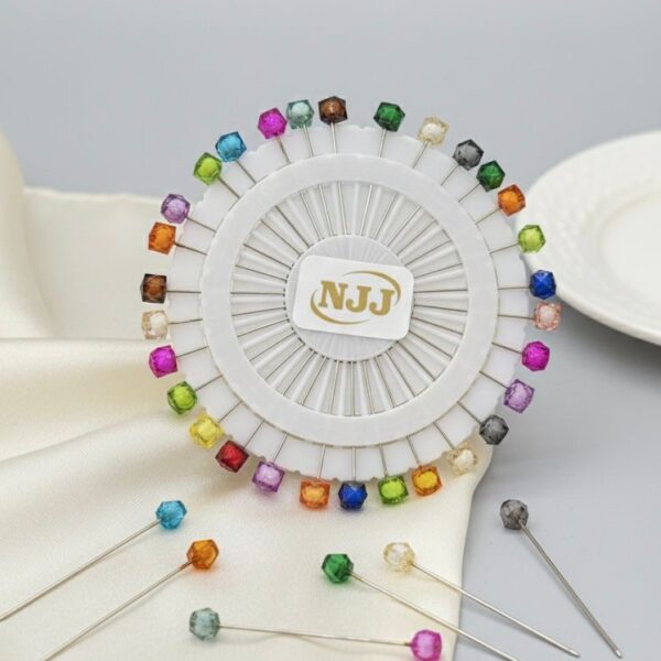 1 Diamond design Square pin