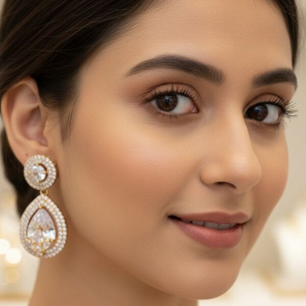 Royal Tear Drop Crystal Earings (Golden )